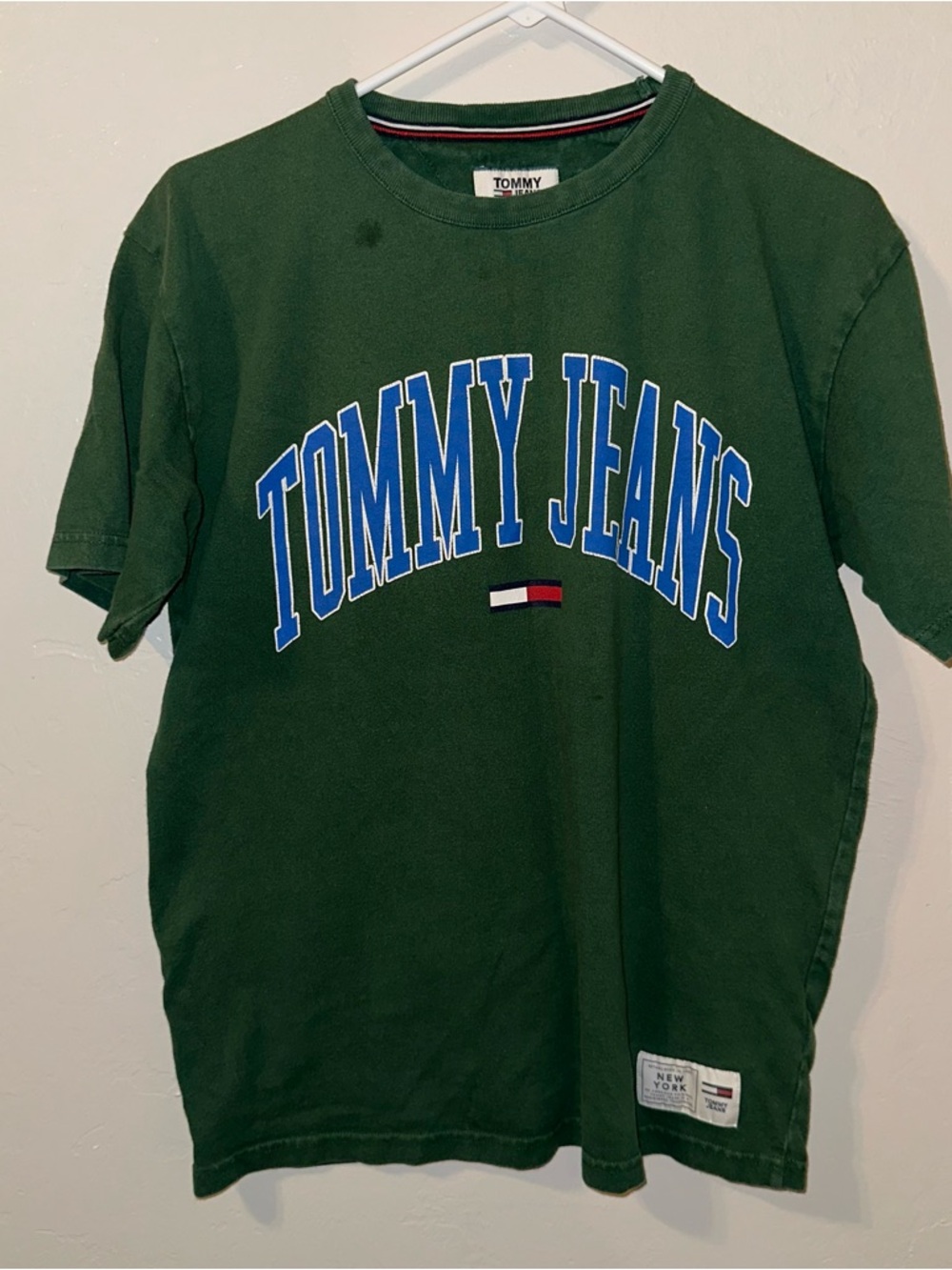 Tommy Hilfiger Green Crewneck Tee with Tommy Jeans Patch